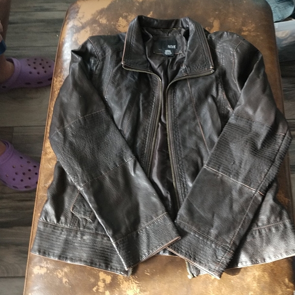 Jacket - Picture 1 of 4